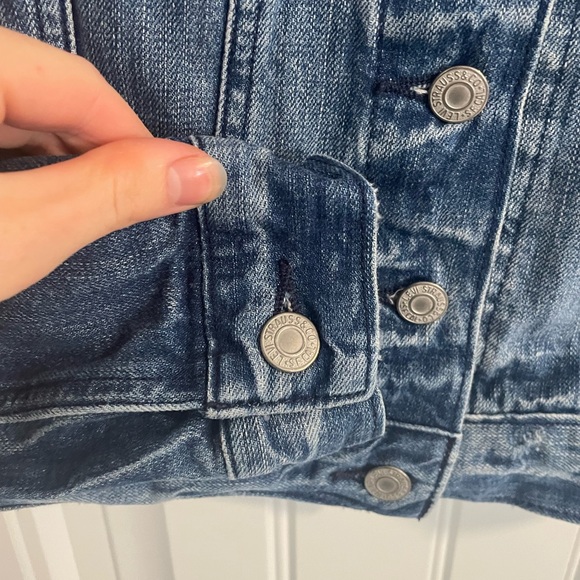 Levi’s jean jacket -XS - Picture 11 of 13